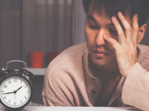 重庆睡眠专科医院推荐-失眠患者调整作息规律，通常多久能看到睡眠质量改善？